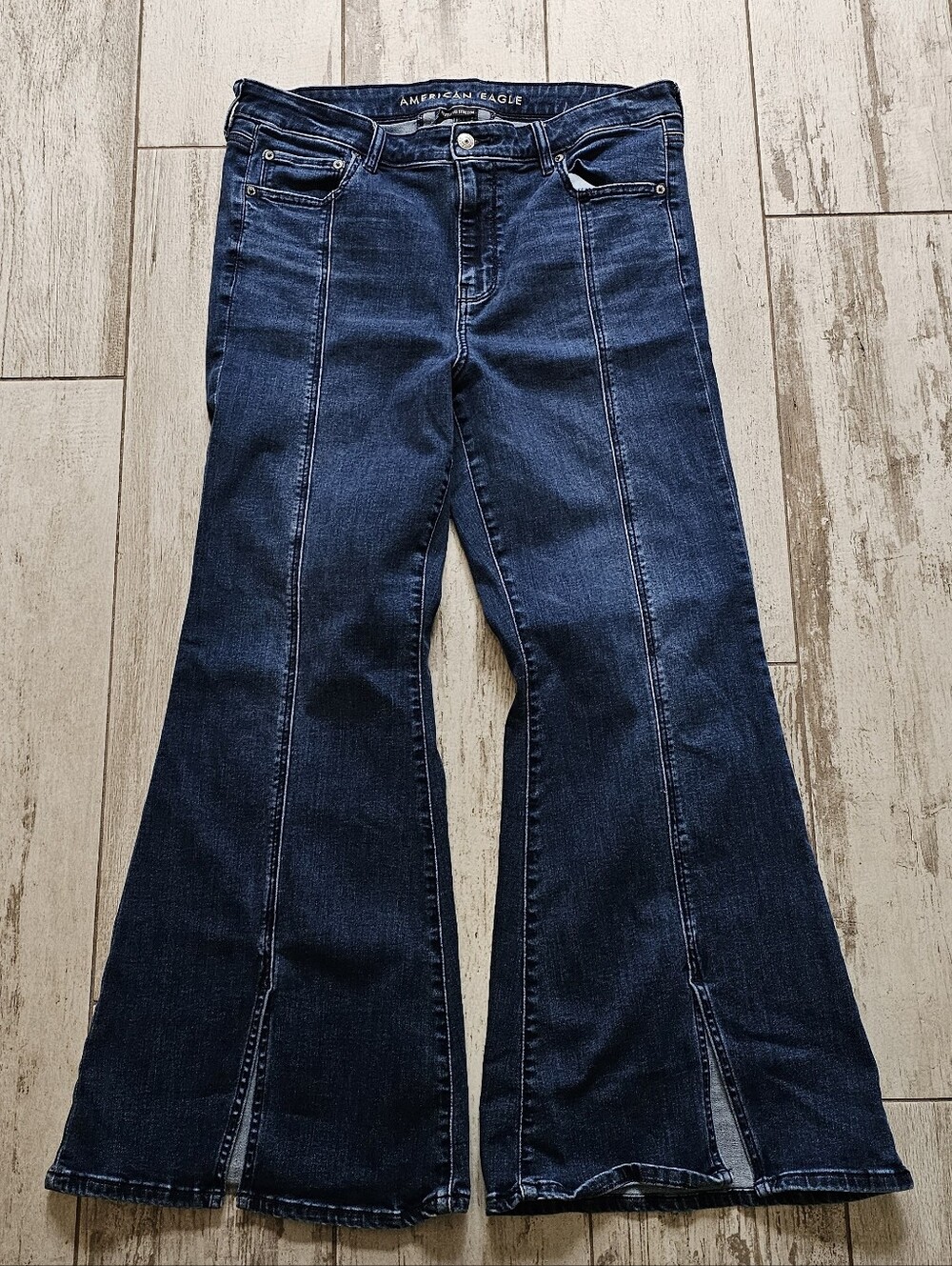 American Eagle Outfitters Indigo Artist Flare Jeans Center Seam Split Hem 16 S